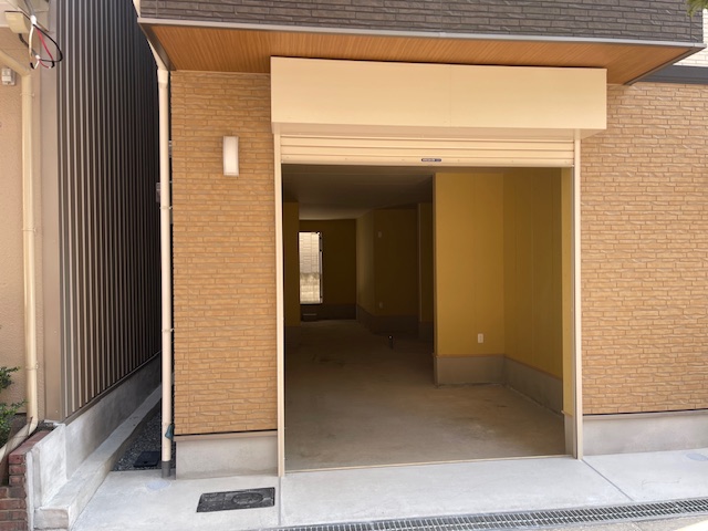 新築　貸店舗